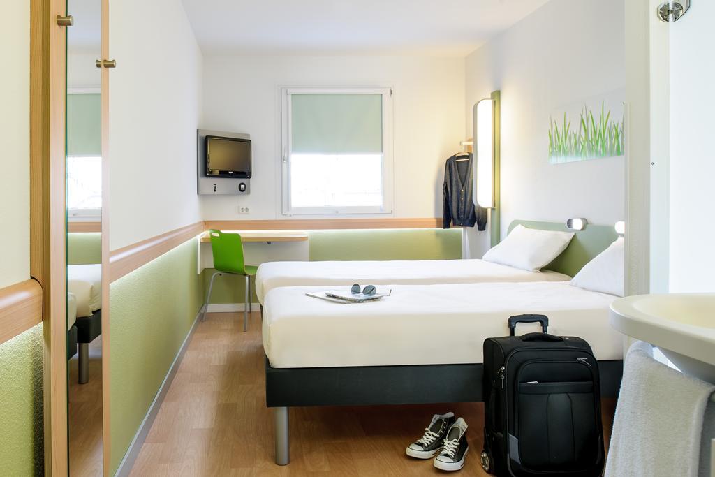 Ibis Budget Frankfurt Offenbach Sued Quarto foto